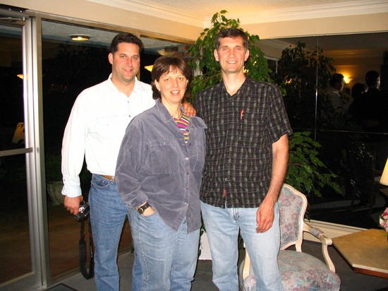 528x389 pixels (81K)