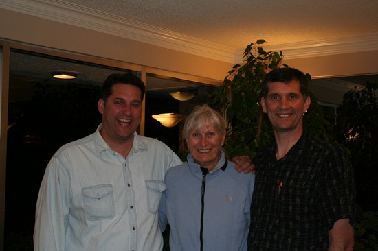 528x343 pixels (58K)